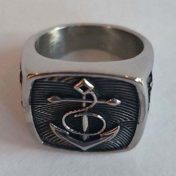 1082- Nautical Anchor Stainless Steel Men’s Ring Size 9 NWT - Picture 4 of 7